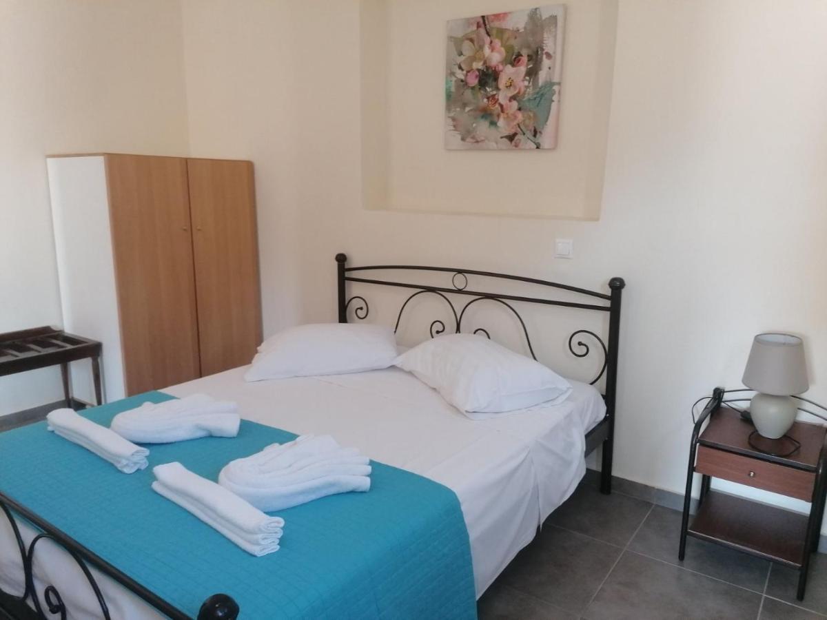 Ionion Fos Aparthotel Nikiana Exteriör bild