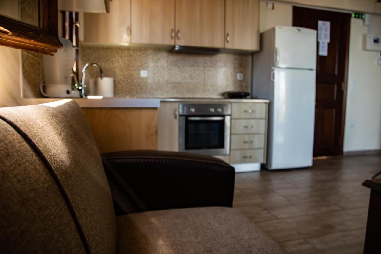 Ionion Fos Aparthotel Nikiana Exteriör bild